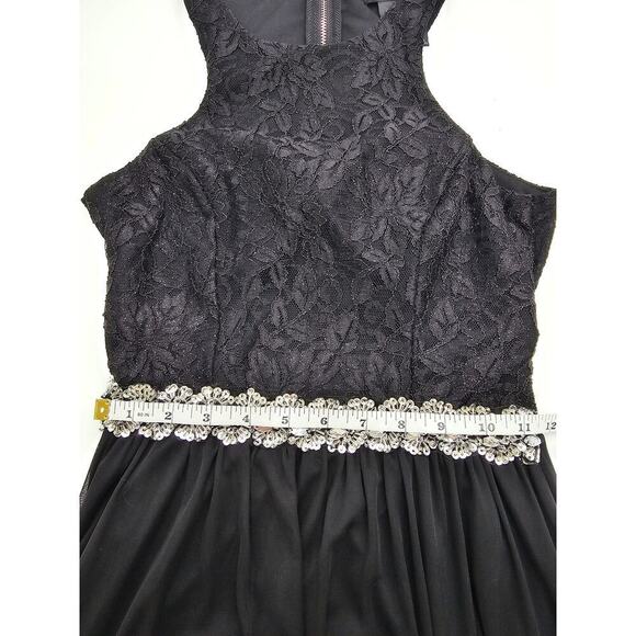 Xtraordinary Junior's 1 Black Lace Top Beaded Waist Formal Maxi Dress - Picture 6 of 11